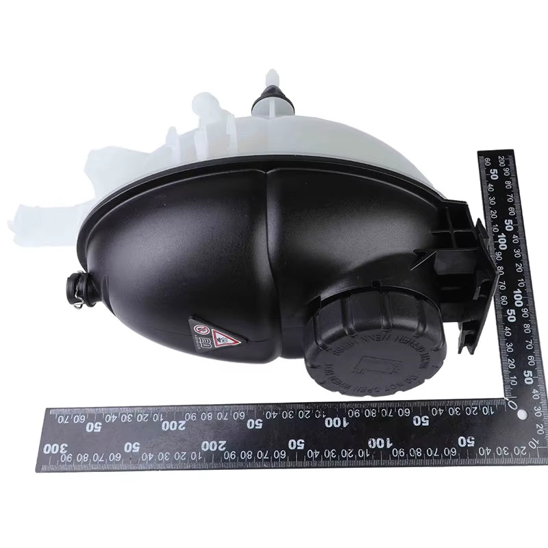 2045000049 Coolant Expansion Tank A2045000049 2045000549 2045000749 For Mercedes-Benz GLK-CLA SS S212 X204 W204 W212 C207 A207